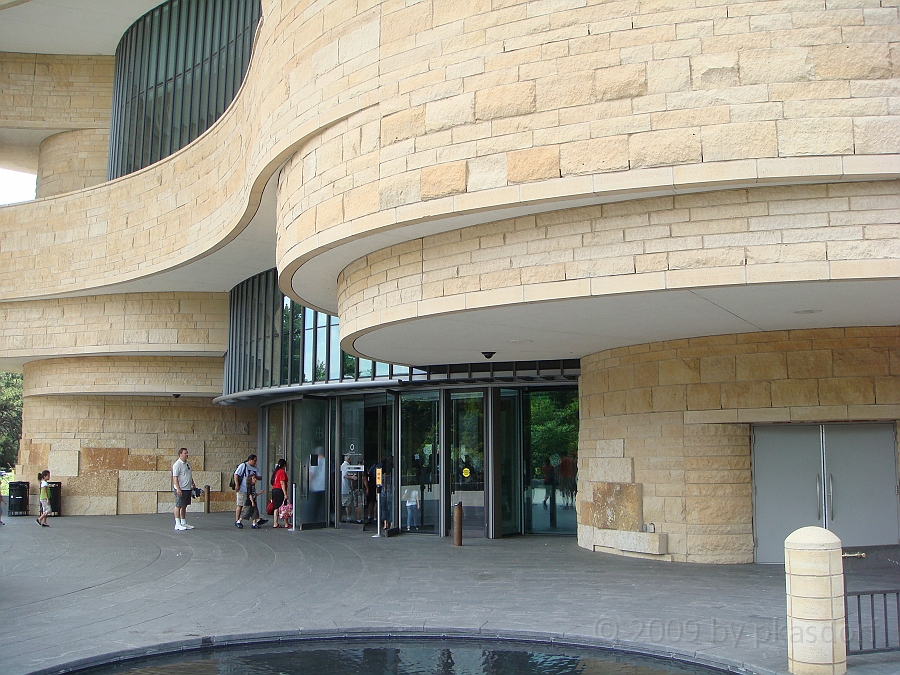 Washington DC [2009 July 04] 214.JPG - Scenes from The National Museum of the American Indian